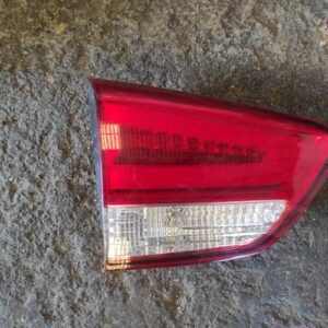 Piloto trasero izquierdo Kia Carens IV 1.7 16V CRDi (115 cv)