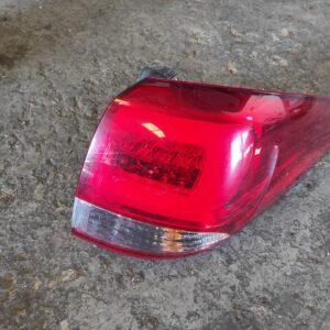 Piloto trasero derecho Kia Carens IV 1.7 16V CRDi (115 cv)