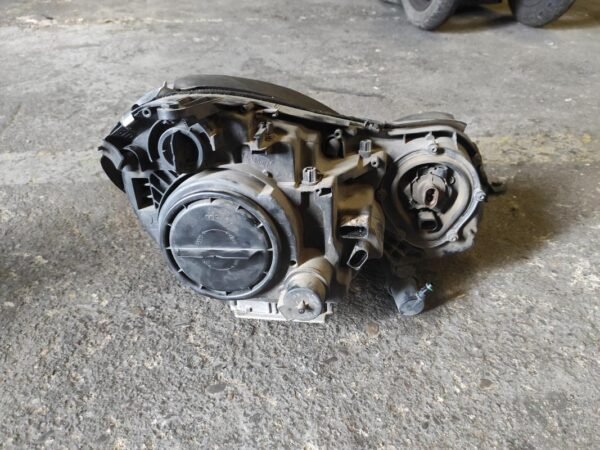 Faro izquierdo Mercedes Benz Clase E (W211) E 320 CDI (224 cv) - Imagen 2