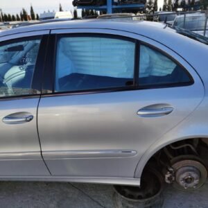Puerta trasera izquierda Mercedes Benz Clase E (W211) E 320 CDI (224 cv)