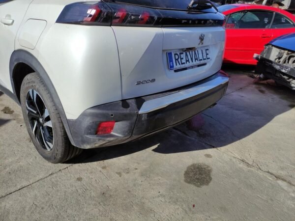 Paragolpe trasero Peugeot 2008 II (UD_, US_, UY_, UK_) 1.2 PureTech 100 (101 cv) - Imagen 2