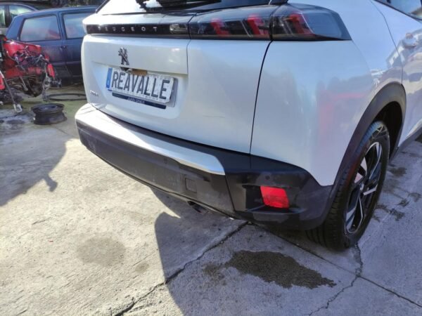 Paragolpe trasero Peugeot 2008 II (UD_, US_, UY_, UK_) 1.2 PureTech 100 (101 cv) - Imagen 3
