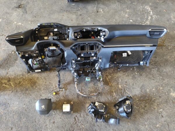 Kit airbag Peugeot 2008 II (UD_, US_, UY_, UK_) 1.2 PureTech 100 (101 cv)