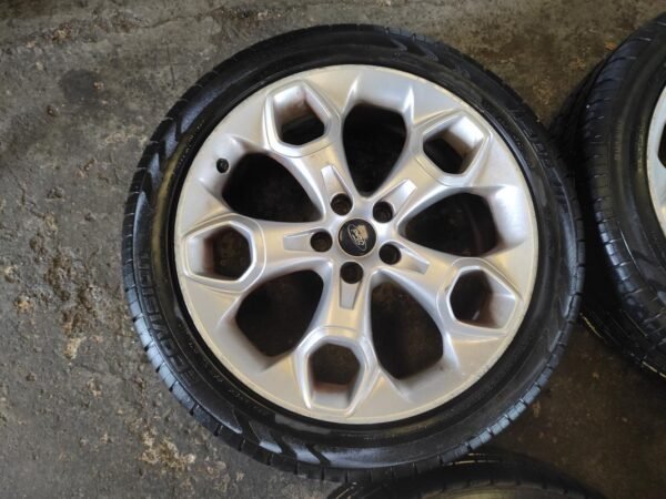 Llantas de 19 pulgadas Ford KUGA I, 8Jx19H2 OFF 52.5, ruedas 235/45R19 95W KUMHO Y ECOVISION. - Imagen 2