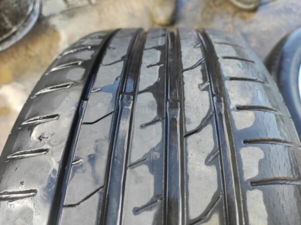 Llantas de 17 pulgadas Ford Grand C-MAX del 2012, E7.0Jx17H2 ET50,  con neumáticos Nexen 215/50R17 95W del 2021 y 2022. - Imagen 8