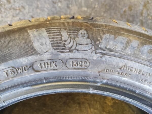 Juego de Neumáticos Michelin 205/55R16, año 2022. - Imagen 3