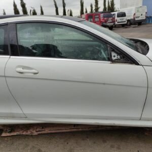 Puerta delantera derecha Mercedes Benz Clase C Coupe (C204 Versión 2011) C 220 CDI (170 cv) BlueEFFICIENCY