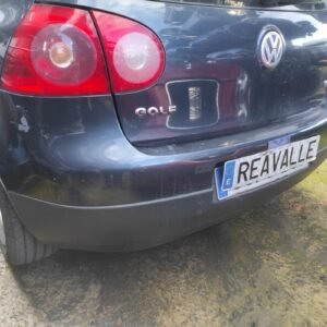 Paragolpe trasero Volkswagen Golf V 1.6 i (102 cv)