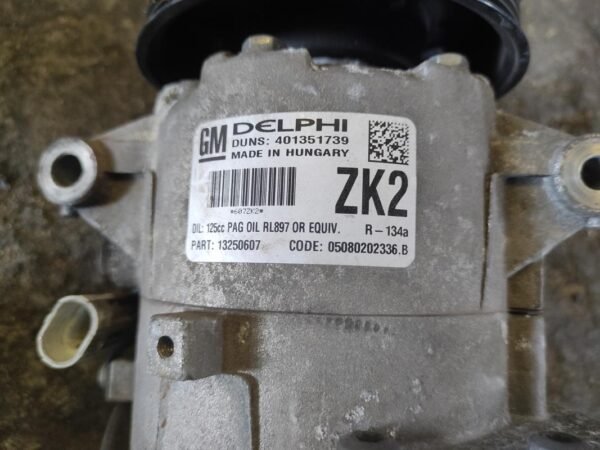 Compresor aire acondicionado Opel Astra J 2.0 CDTI (160 cv) - Imagen 4