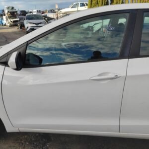 Puerta delantera izquierda Hyundai i30 II 1.4 MPI (100 cv)