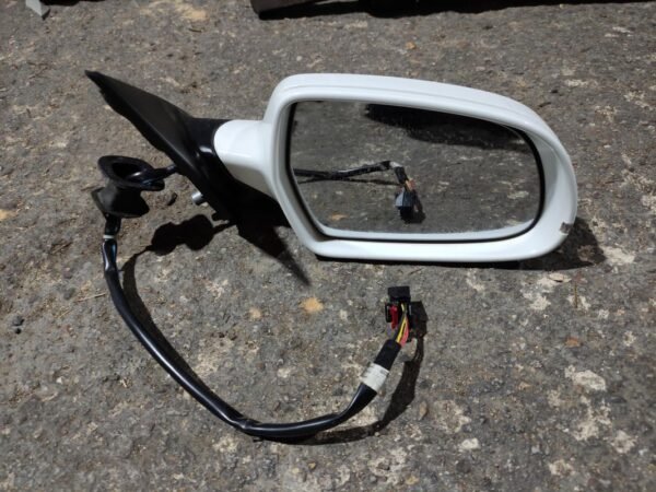 Retrovisor derecho Audi A4 (B8 8K) 2.0 TDI (143 cv) Multitronic - Imagen 3