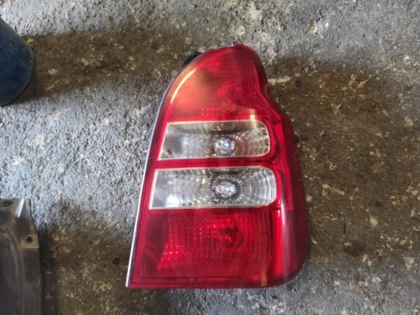 Piloto trasero derecho Hyundai Terracan 2.9 CRDi (163 cv)