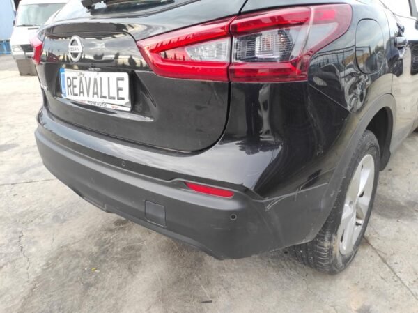 Paragolpe trasero Nissan Qashqai II 1.5 dCi (110 cv) - Imagen 3