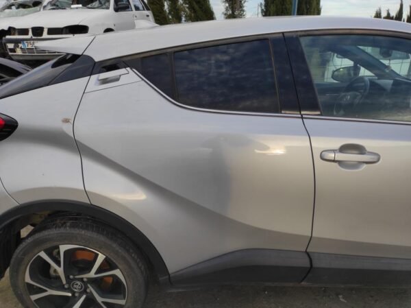 Puerta trasera derecha Toyota C-HR 1.8 (122 cv) Hybrid Automatico