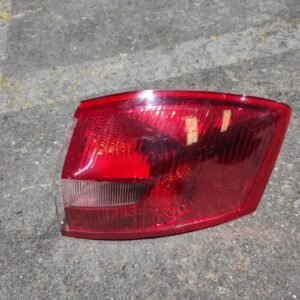 Piloto trasero derecho Ford Kuga I 2.0 TDCi (136 cv)