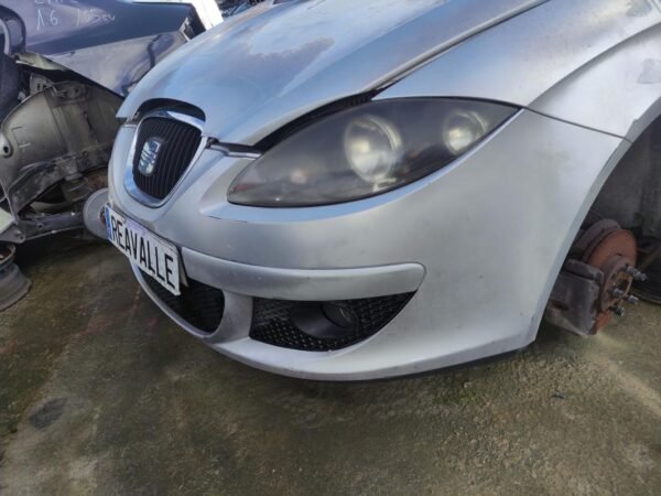 Paragolpe delantero Seat Toledo III (5P) 2.0 TDI (140 cv) - Imagen 2