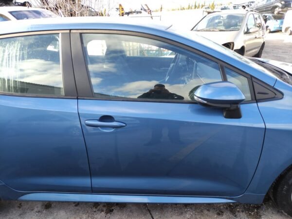 Puerta delantera derecha Toyota COROLLA Hatchback 1.8 Hybrid (98cv)