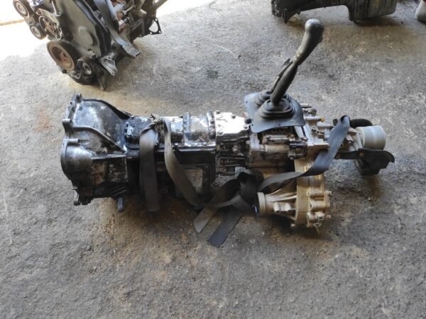 Caja cambios Mitsubishi L 200 (K7_T) 2.5 TD 4WD - Imagen 4