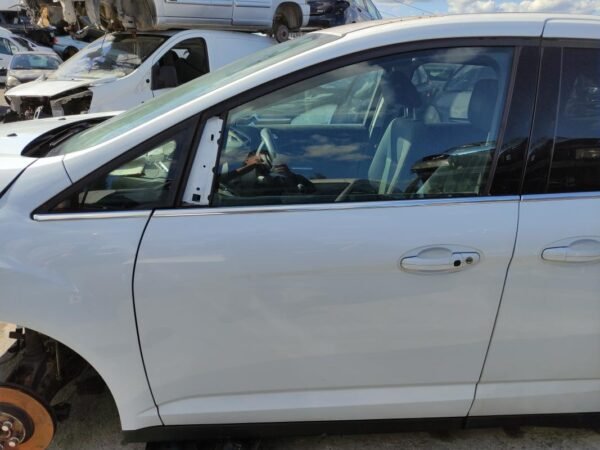 Puerta delantera izquierda Ford Grand C-MAX 1.6 Duratorq TDCi (115 cv) DPF