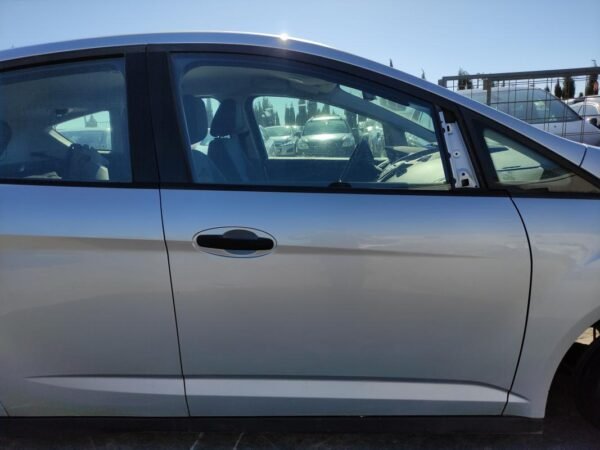 Puerta delantera derecha Ford C-MAX II 1.6 Duratorq TDCi (95 cv) DPF