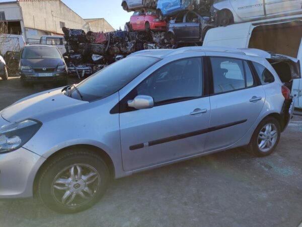 Despiece Renault Clio Grandtour (KR0/1_) 1.2 16V (KR0P) (101 cv) 2008 - Imagen 3
