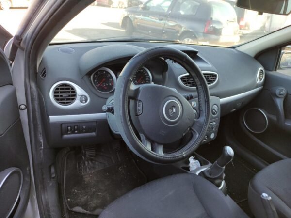 Despiece Renault Clio Grandtour (KR0/1_) 1.2 16V (KR0P) (101 cv) 2008 - Imagen 5