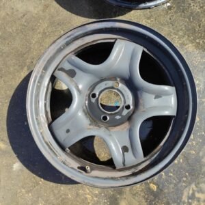 Llanta de 16 pulgadas Dacia Sandero II del 2018, 6xJ16, 403001040R.