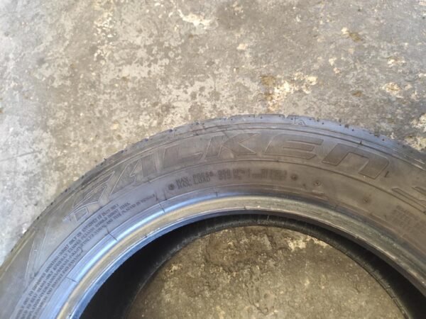 Juego de Neumáticos Falken 205/55R16, año 2023. - Imagen 3
