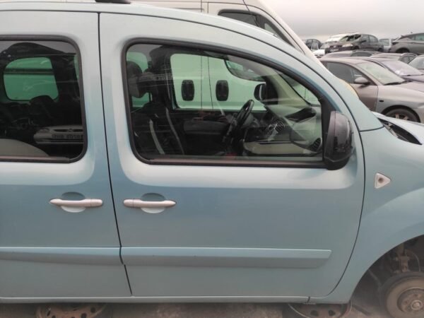 Puerta delantera derecha Renault Kangoo II 1.5 dCi (90 cv)