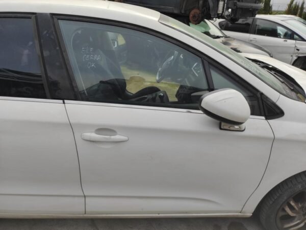 Puerta delantera derecha Citroen C4 II Hatchback (Fase I, 2010) 1.6 HDi (92 cv)
