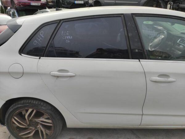 Puerta trasera derecha Citroen C4 II Hatchback (Fase I, 2010) 1.6 HDi (92 cv)