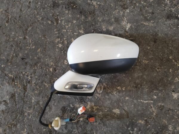 Retrovisor izquierdo Citroen C4 II Hatchback (Fase I, 2010) 1.6 HDi (92 cv)