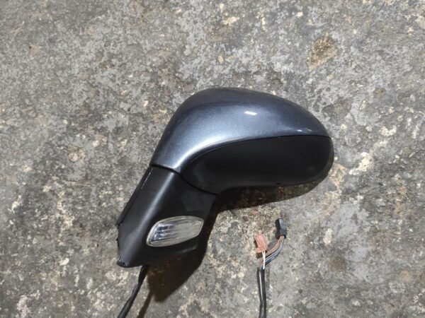 Retrovisor izquierdo Peugeot 207 1.4 i 16V (90 cv)
