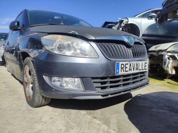 Paragolpe delantero Skoda Fabia II (Versión 2010) 1.2 (60 cv) - Imagen 2