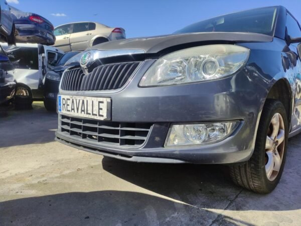 Paragolpe delantero Skoda Fabia II (Versión 2010) 1.2 (60 cv)