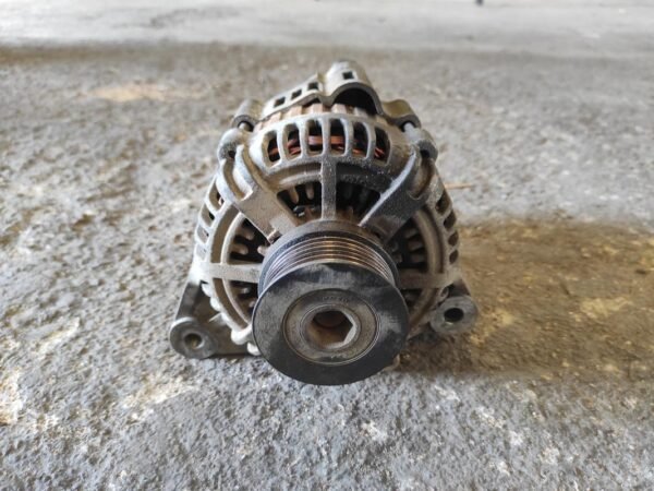 Alternador Kia Sportage II 2.0 CRDi (140 cv) - Imagen 2