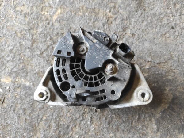 Alternador Opel Corsa D 3-puertas 1.2i 16V ECOTEC (80 cv) - Imagen 3