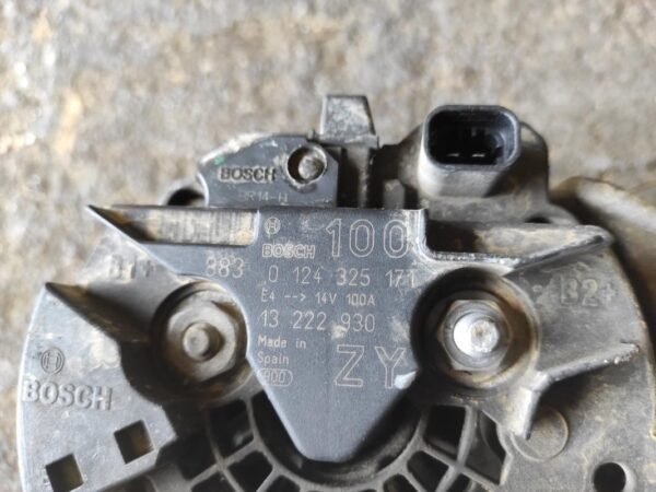 Alternador Opel Corsa D 3-puertas 1.2i 16V ECOTEC (80 cv) - Imagen 4