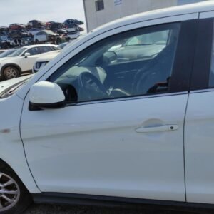 Puerta delantera izquierda Mitsubishi ASX 1.6 DOHC MIVEC (117 cv) 2WD