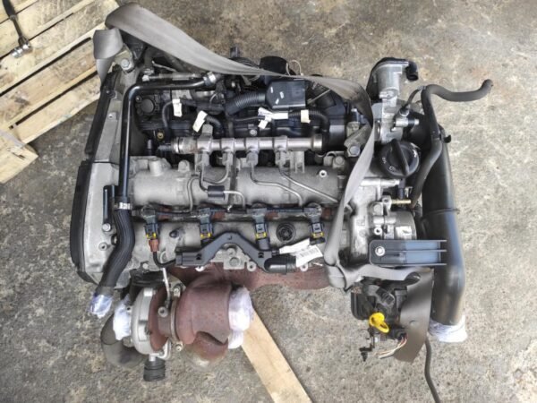 Motor Opel Insignia Hatchback 2.0 CDTI (131 cv) DPF