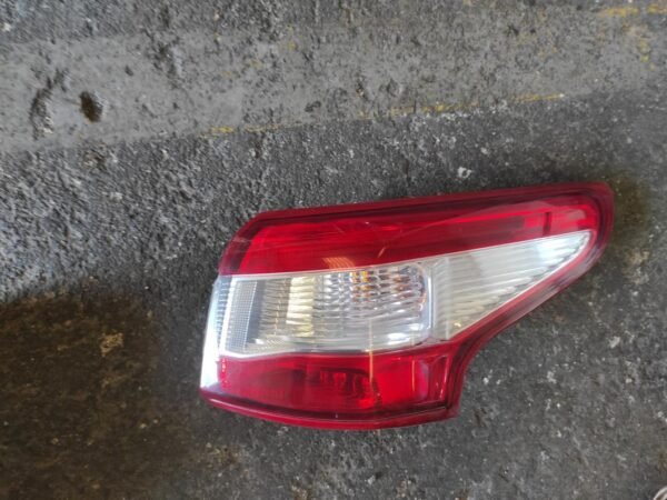 Piloto trasero derecho Nissan Qashqai II 1.6 dCi (130 cv) 4x4