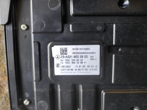 Caja de reles / fusibles Mercedes Benz Clase S (W221) S 400 (279 cv) Hybrid - Imagen 4