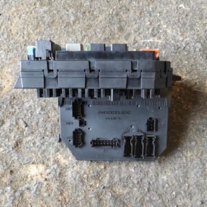 Caja de reles / fusibles Mercedes Benz Clase S (W221) S 400 (279 cv) Hybrid
