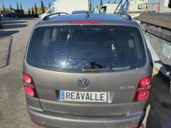 Porton trasero Volkswagen Touran I (Versión 2006) 2.0 TDI (140 cv)