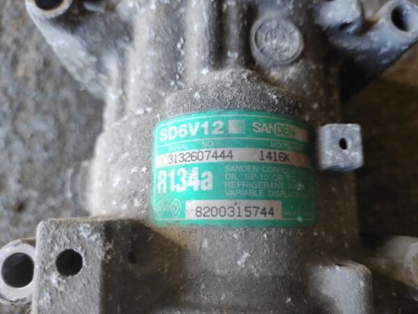 Compresor aire acondicionado Renault Clio II 1.5 dCi (65 cv) - Imagen 4