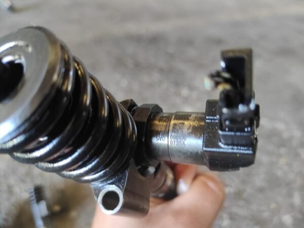 Inyector Volkswagen Passat (B6) 2.0 TDI (140 cv) - Imagen 2