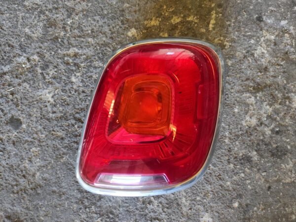 Piloto trasero derecho Fiat 500X 1.6 (110cv)