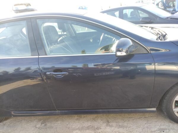 Puerta delantera derecha Renault Latitude 2.0 dCi (150 cv) FAP