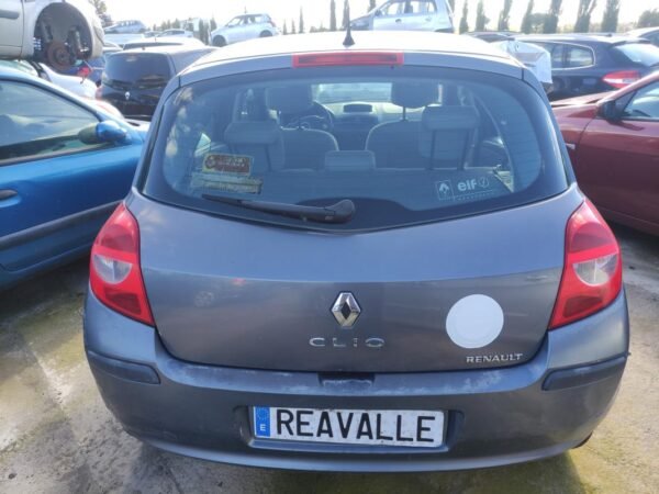 Despiece Renault Clio III 1.5 dCi 8V (86 cv) 2005 - Imagen 4