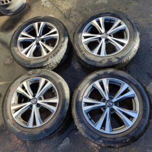 Llantas de 18 pulgadas Nissan X-TRAIL III (T32),  18X7J 45, con neumáticos Bridgestone 225/60R18 100H.